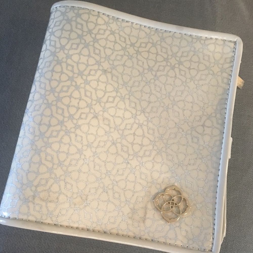 Kendra Scott jewelry travel case